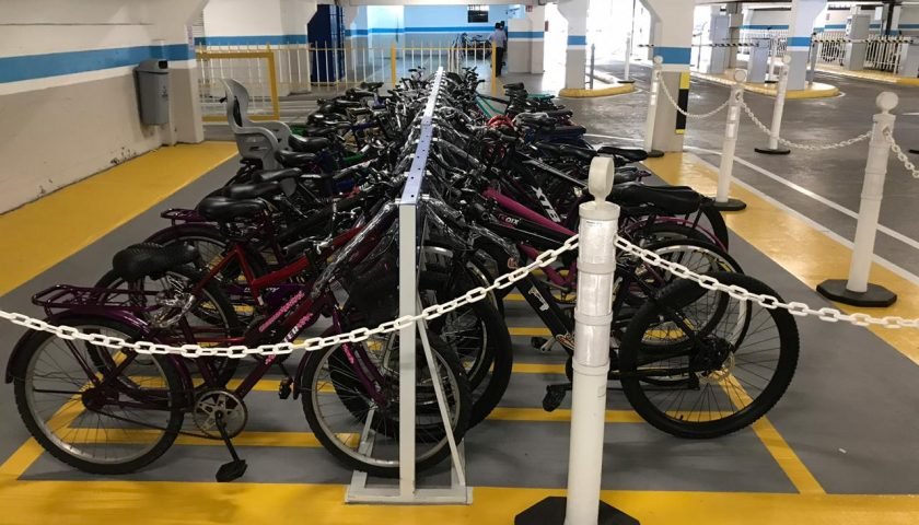 foto-001-2019-itajai-shopping-amplia-vaga-para-bikes